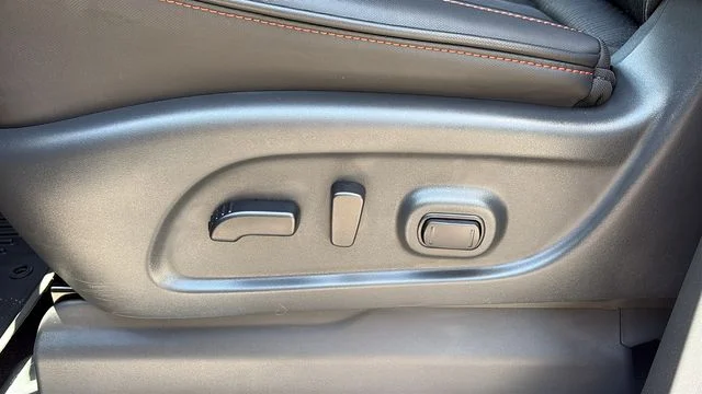 Used 2023 Gray Nissan PRO-4X image 12