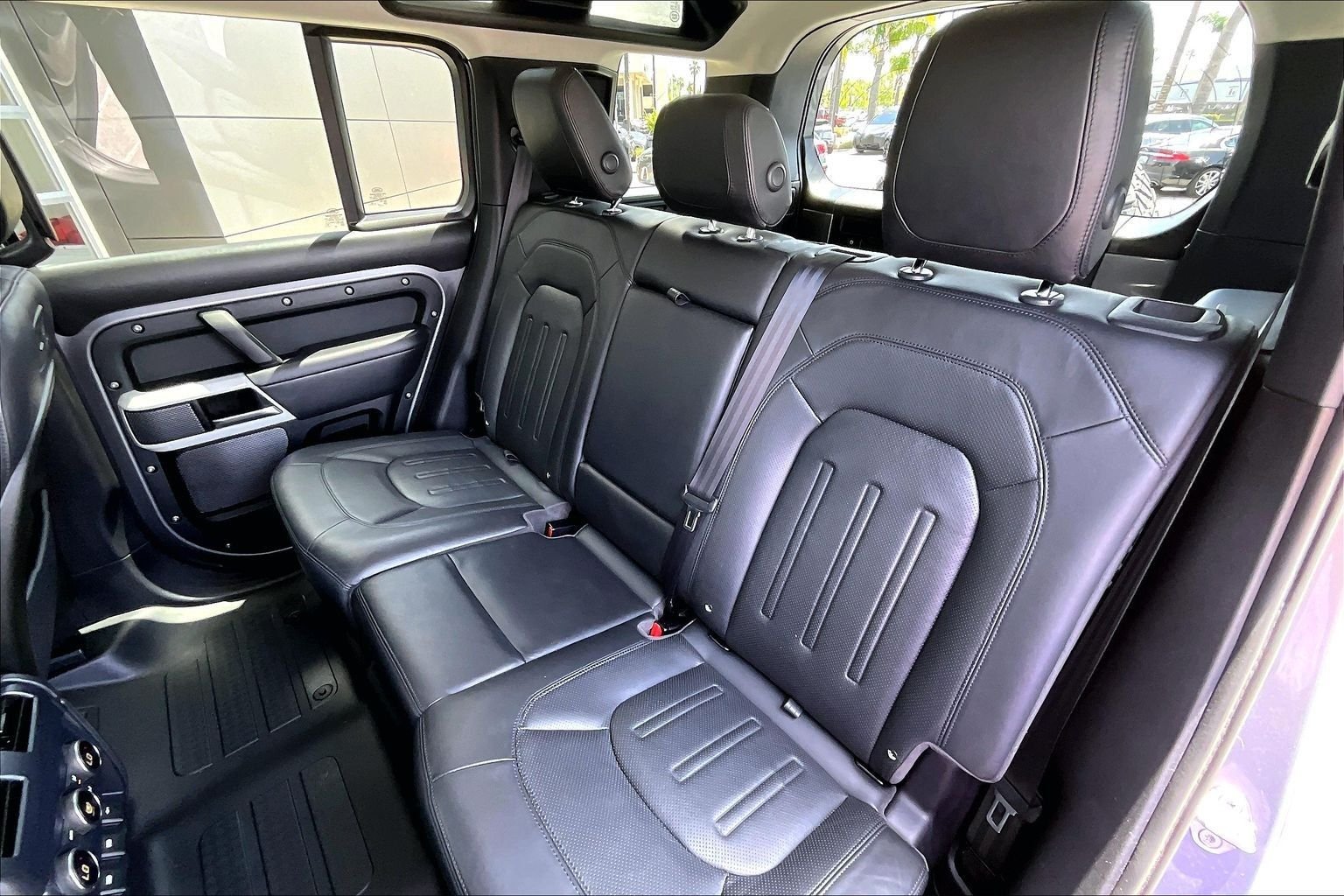 Used 2020 Gray Land Rover HSE image 26