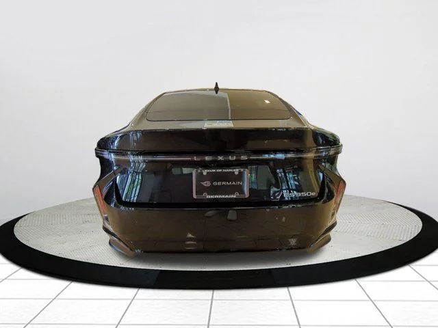 New 2026 Caviar Lexus ES 350e PREMIUM image 5