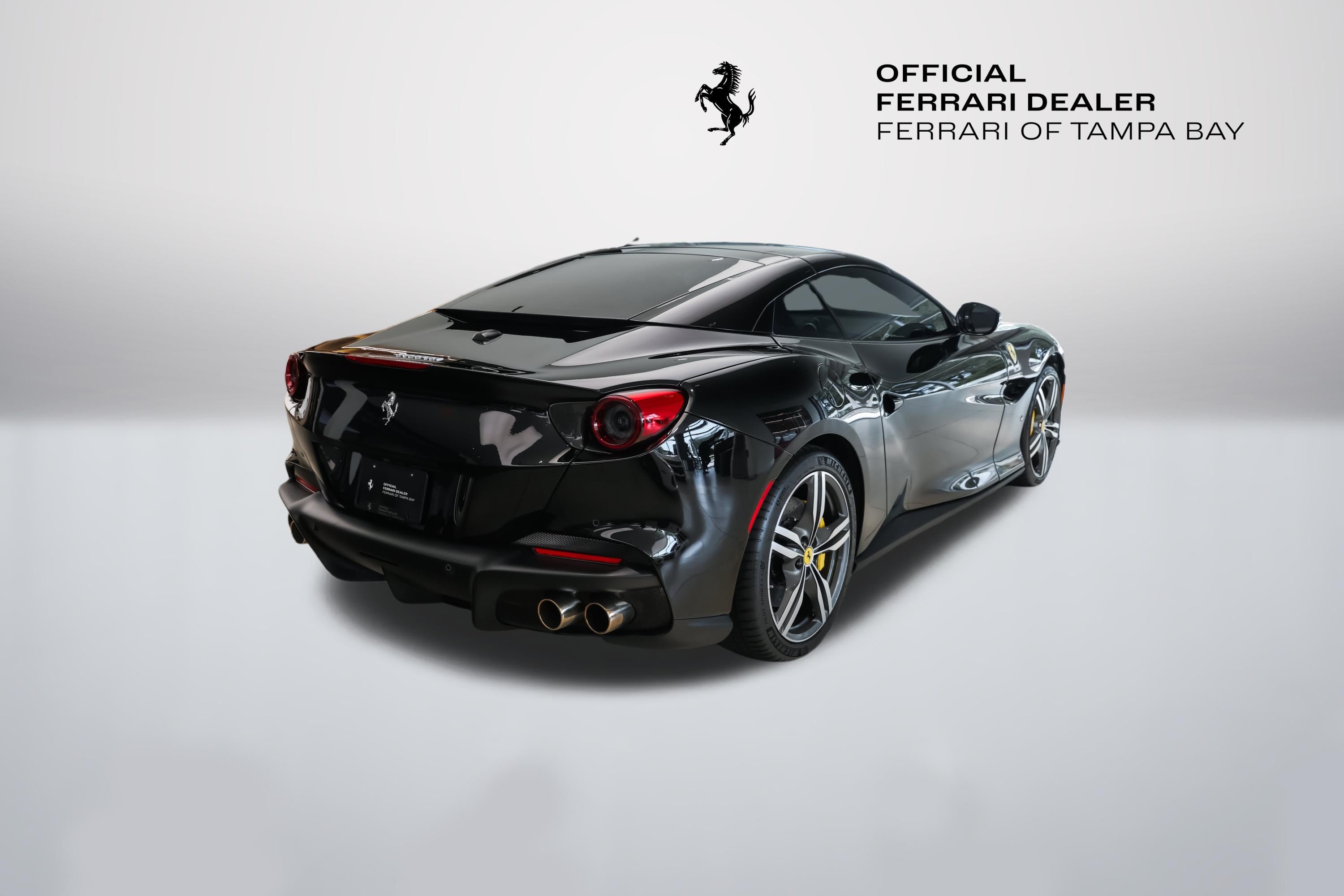 Used 2023 Nero Ferrari  image 27