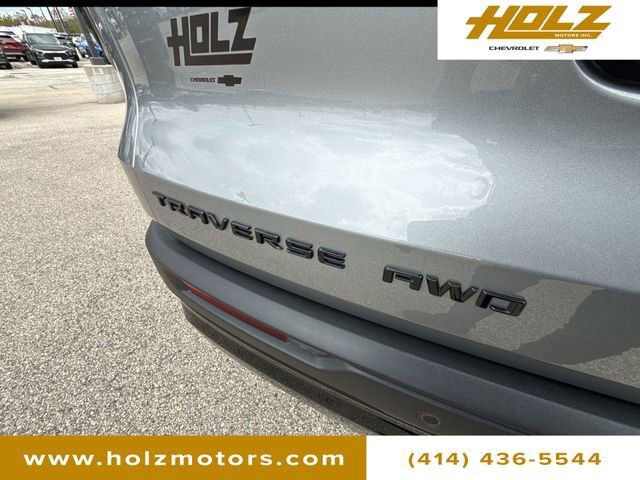 Certified Used 2025 Sterling Gray Metallic Chevrolet LT image 30