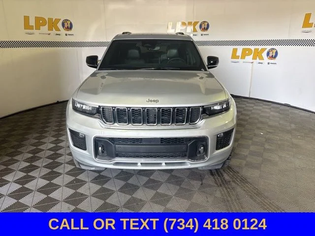 Used 2023 Silver Jeep Overland image 21