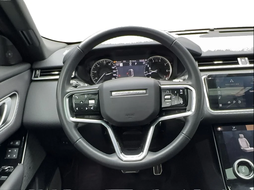 Used 2023 Gray Land Rover R-Dynamic S image 35
