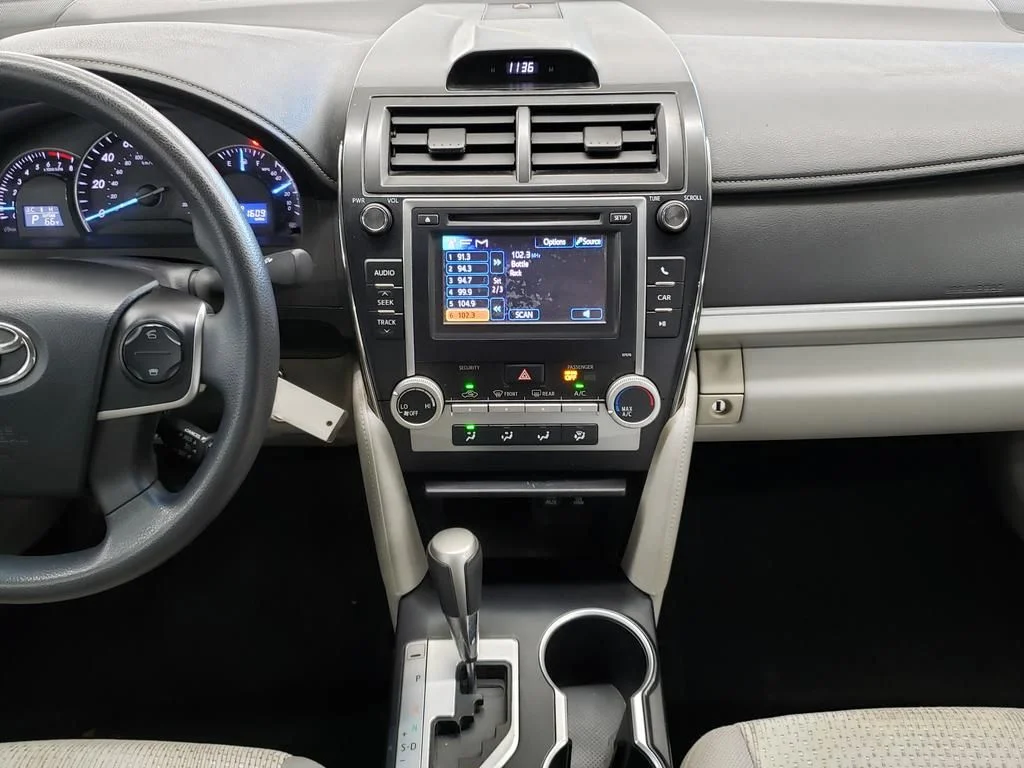 Used 2013 Magnetic Gray Metallic Toyota LE image 13