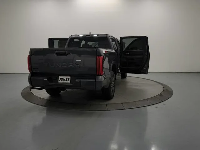2024 Toyota Tundra SR5 - Photo 12