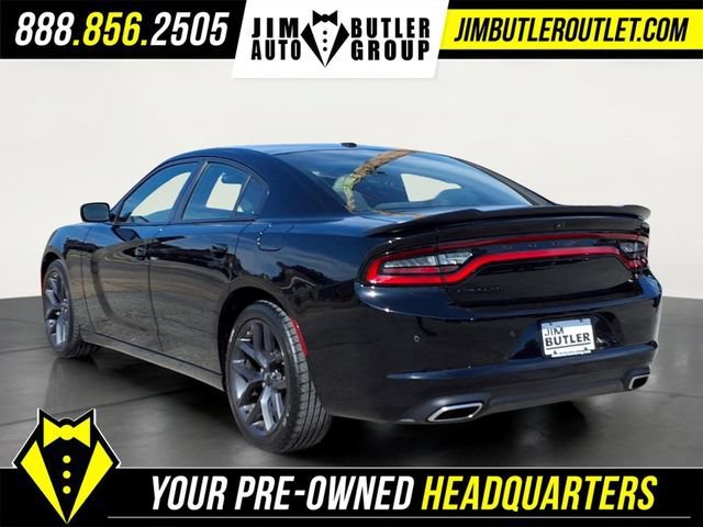 Used 2020 Black Dodge SXT RWD image 2