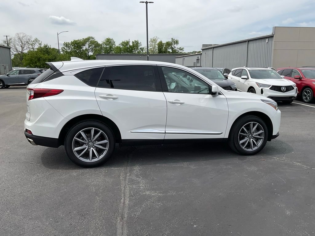 Used 2023  Acura Technology Package image 7