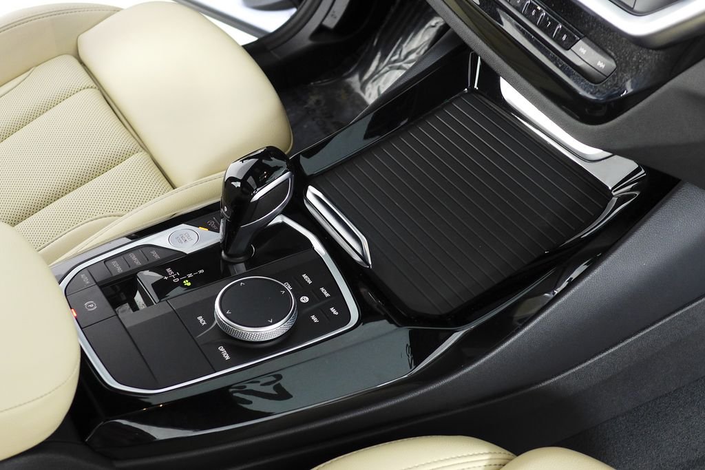 Used 2023 Jet Black BMW sDrive30i image 15