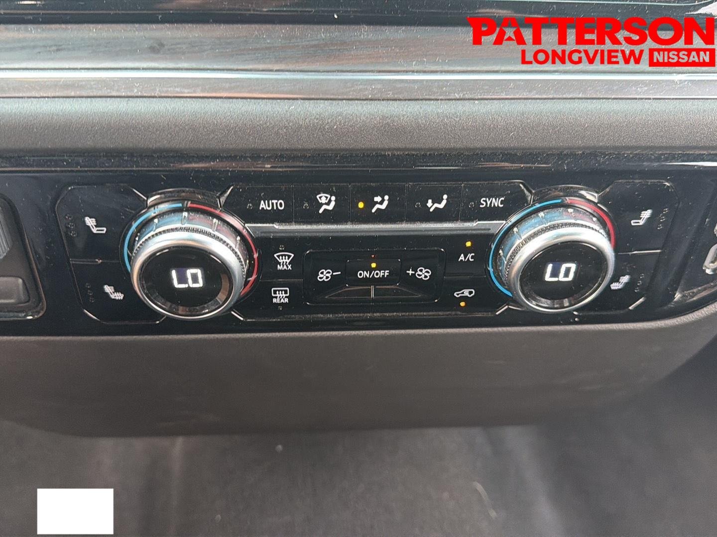 Used 2025 Summit White GMC SLT image 8