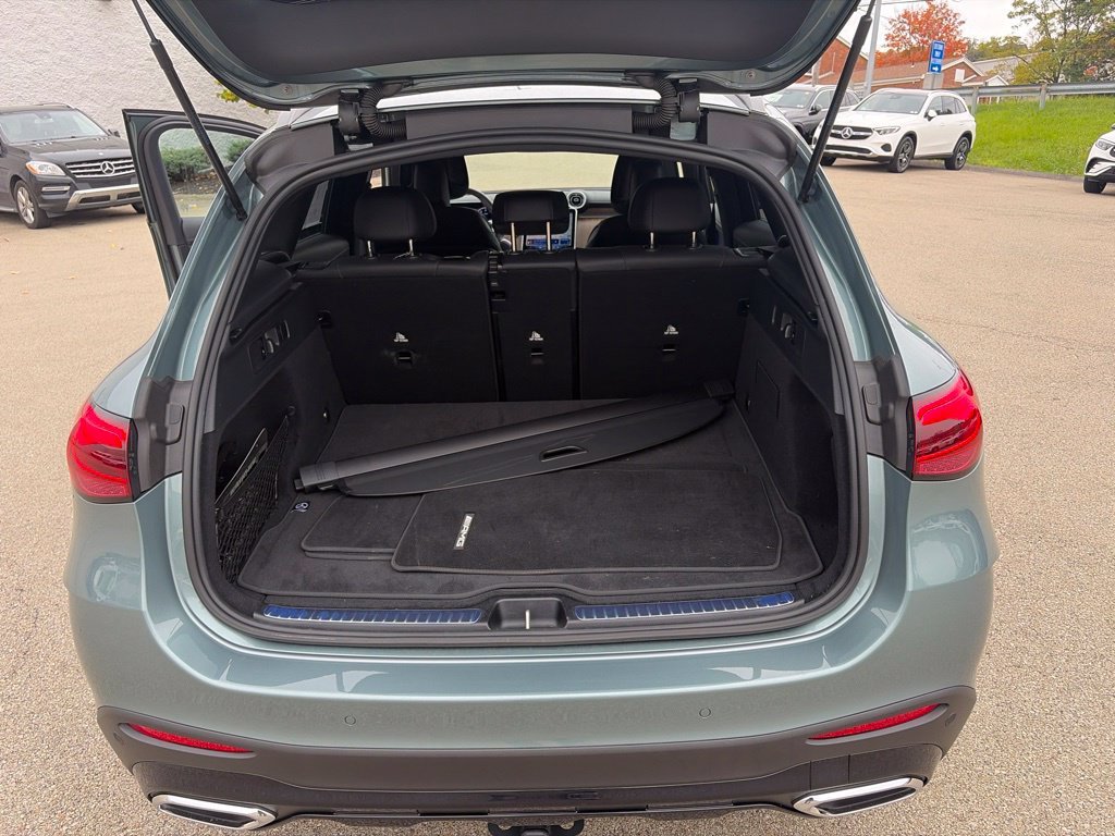 Used 2026 Silver Mercedes-Benz GLC 300 image 18