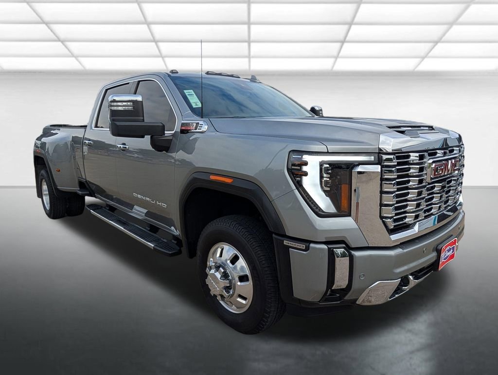 2025 GMC Sierra 4WD Crew Cab Long Box DRW Denali's photo