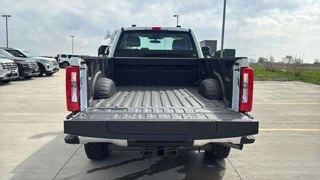 2026 Ford F-350 Super Duty XL - Photo 14