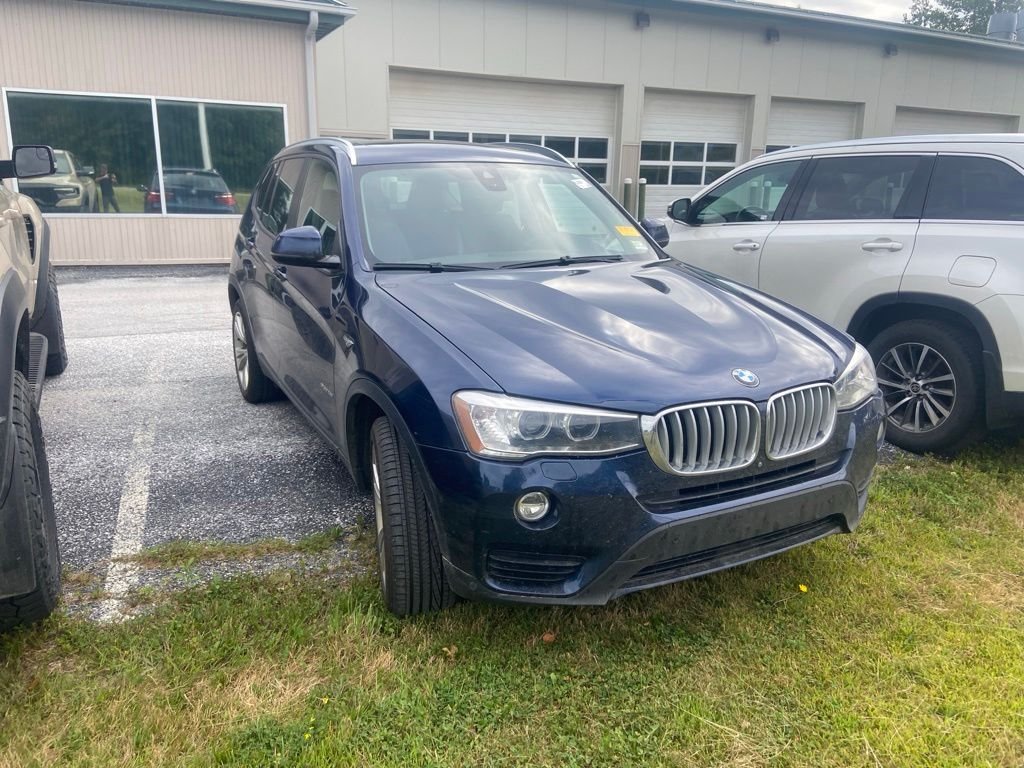 Used 2016 Deep Sea Blue Metallic BMW xDrive28i image 1
