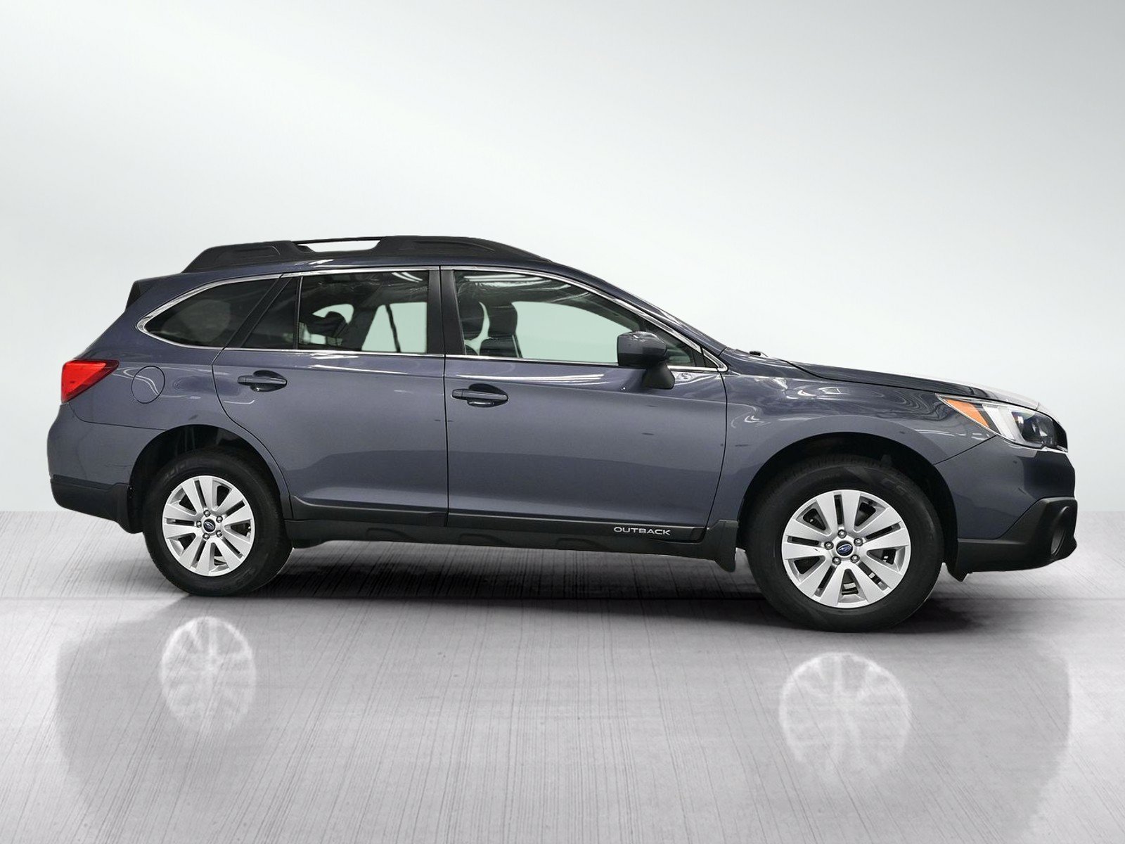 Used 2016 Carbide Gray Metallic Subaru 2.5i Premium image 8