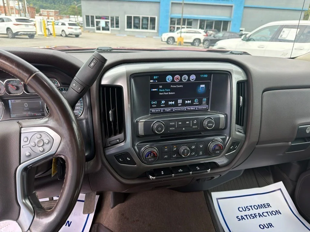 Used 2018 Red Chevrolet LT image 10