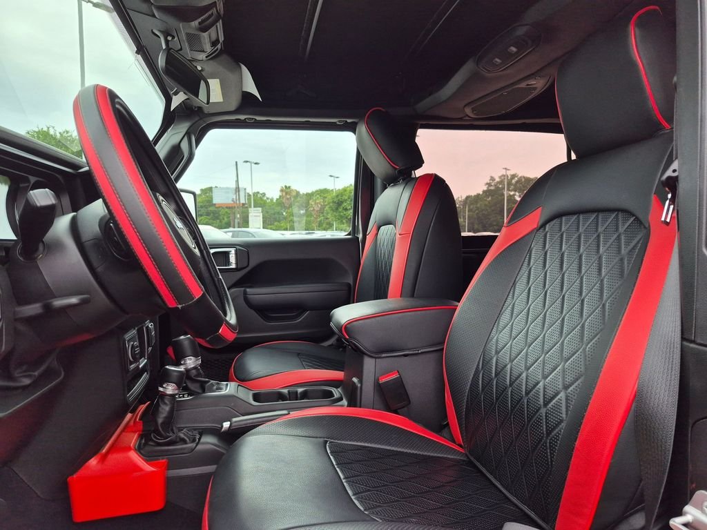 Used 2024 Crystal Metallic Jeep Sport image 11