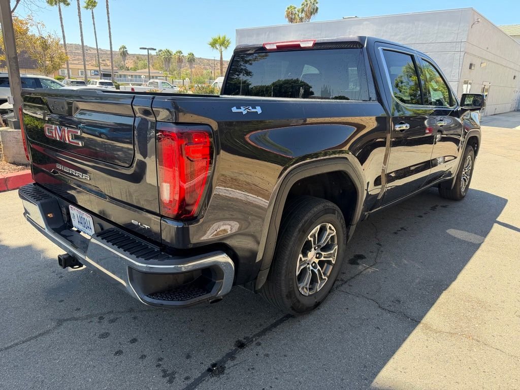 Used 2025 Silver GMC SLT image 13