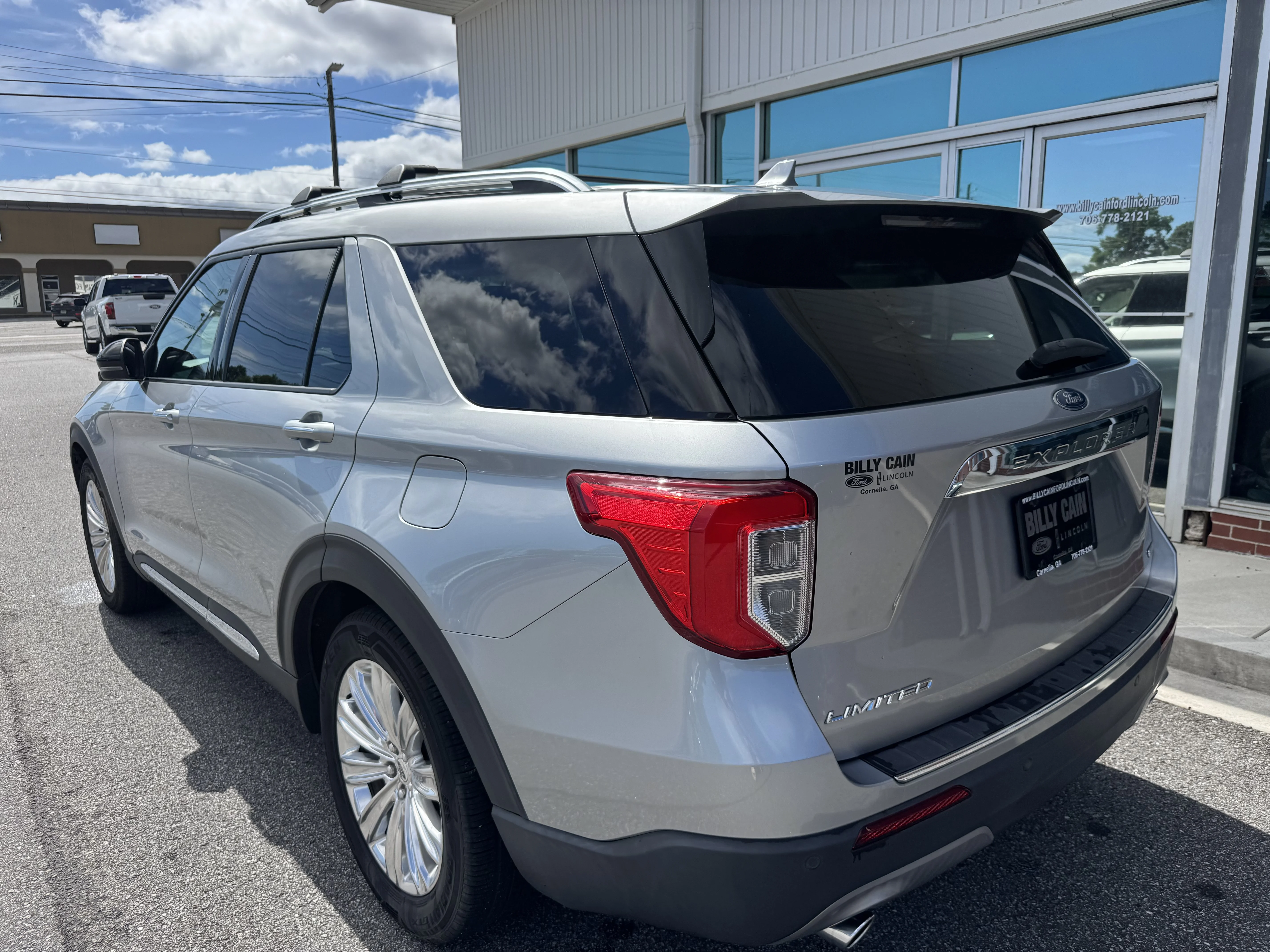 Used 2020 Iconic Silver Metallic Ford Limited image 2