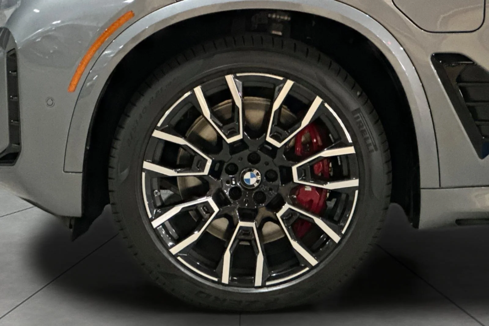 New 2026 Skyscraper Grey Metallic BMW xDrive50e image 26