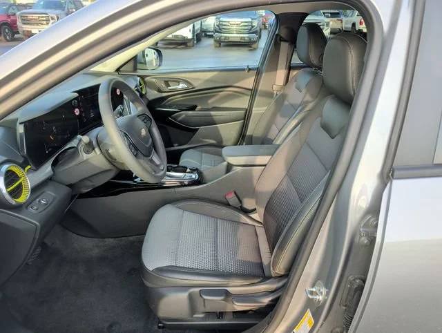 Used 2025 Sterling Gray Metallic Chevrolet LT image 11