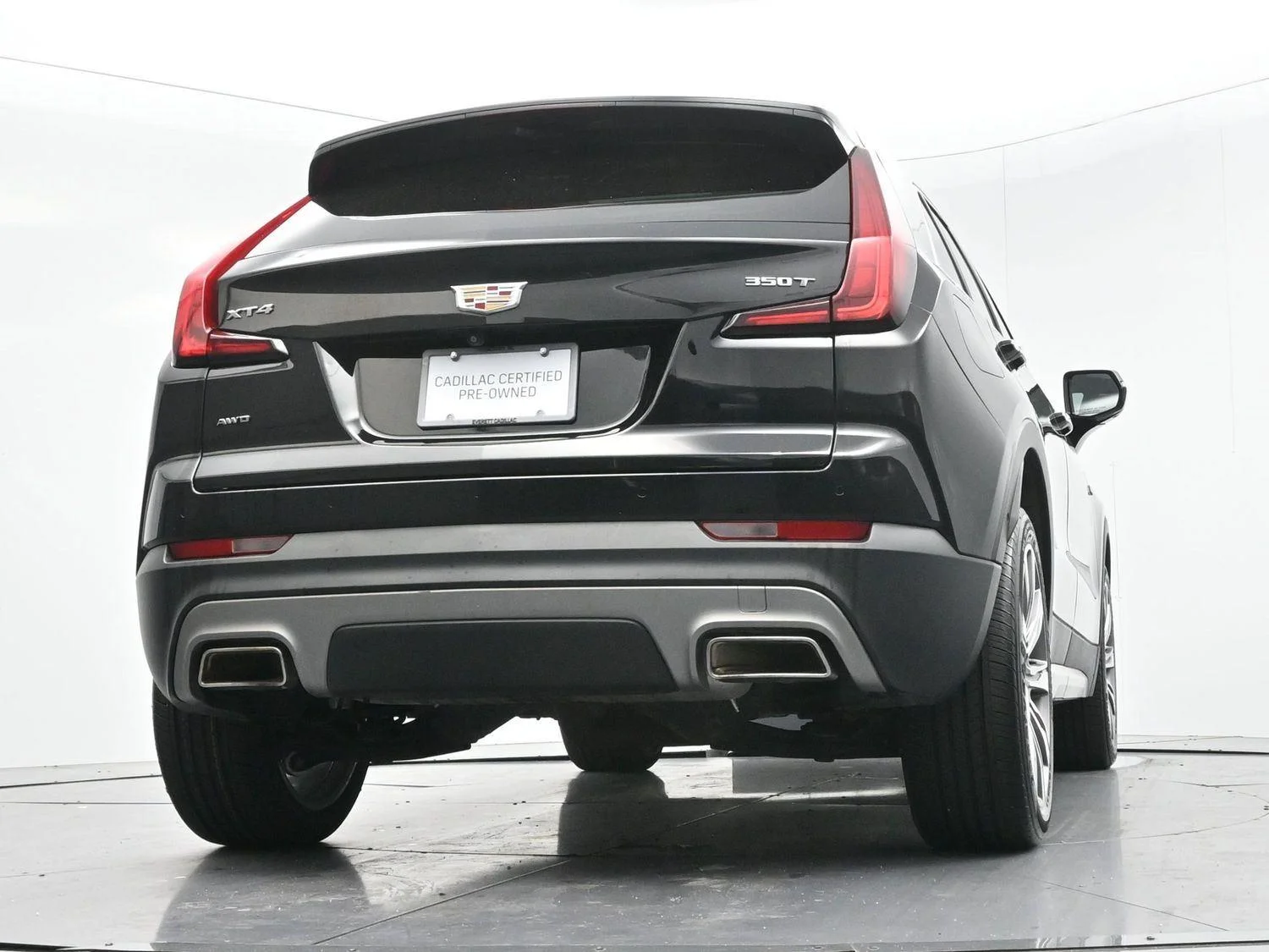 Used 2022 Stellar Black Metallic Cadillac Premium Luxury image 49