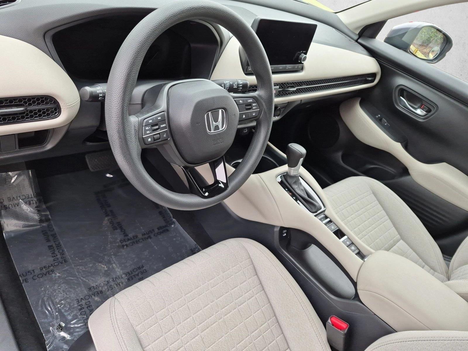 Used 2024 Silver/Gray Honda LX image 10