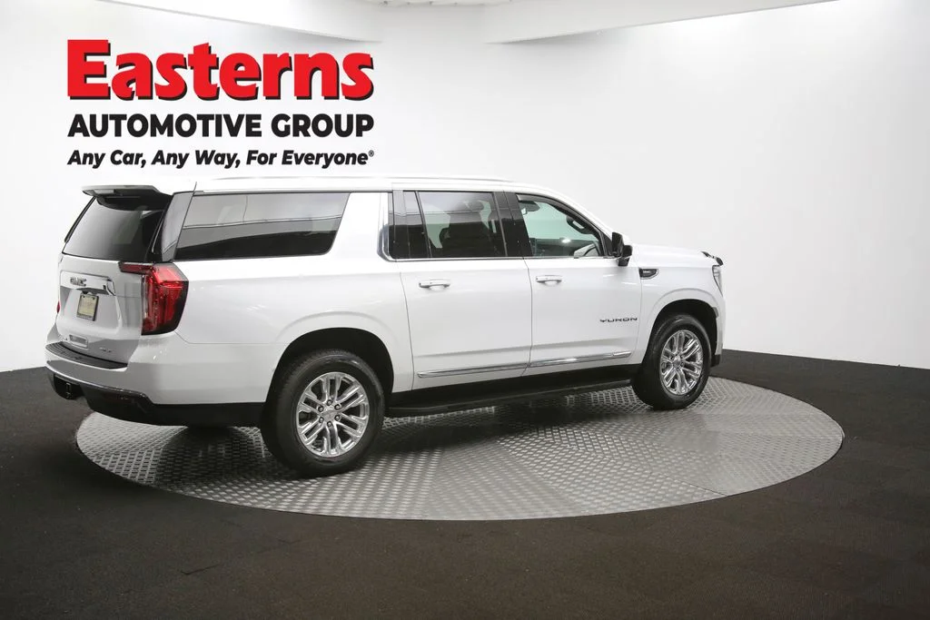 Used 2023 White GMC SLT image 46