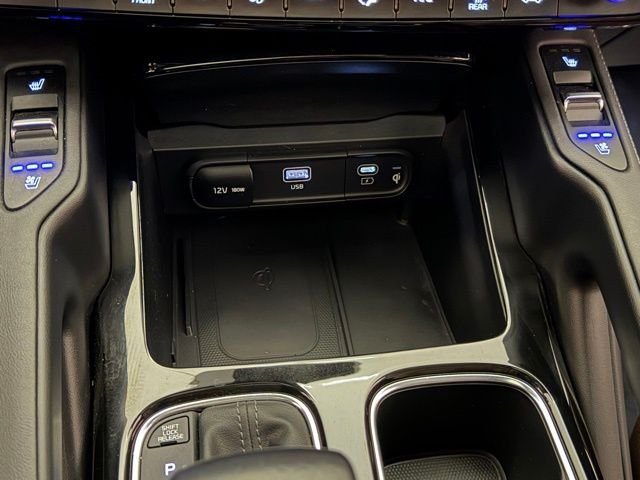Used 2023 Moss Kia EX image 36