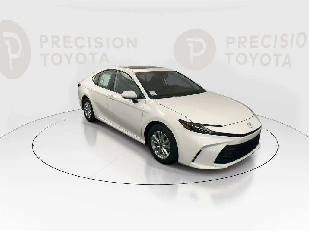New 2026 Ice Cap Toyota LE image 3