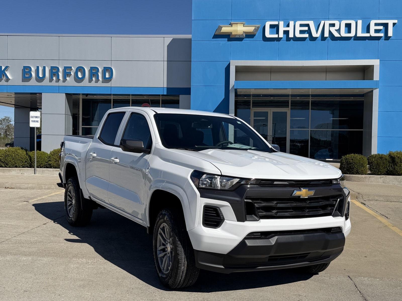 2026 Chevrolet Colorado LT - Photo 38