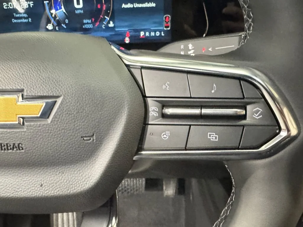 New 2026 Mosaic Black Metallic Chevrolet LT image 15