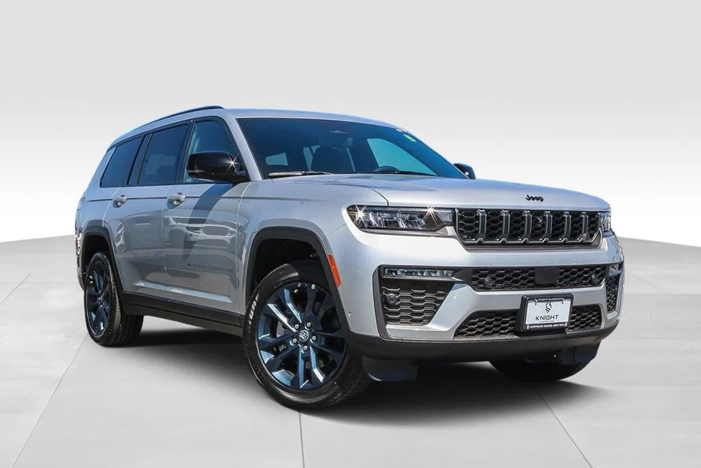New 2026 Silver Jeep 85th Anniversary Edition image 2
