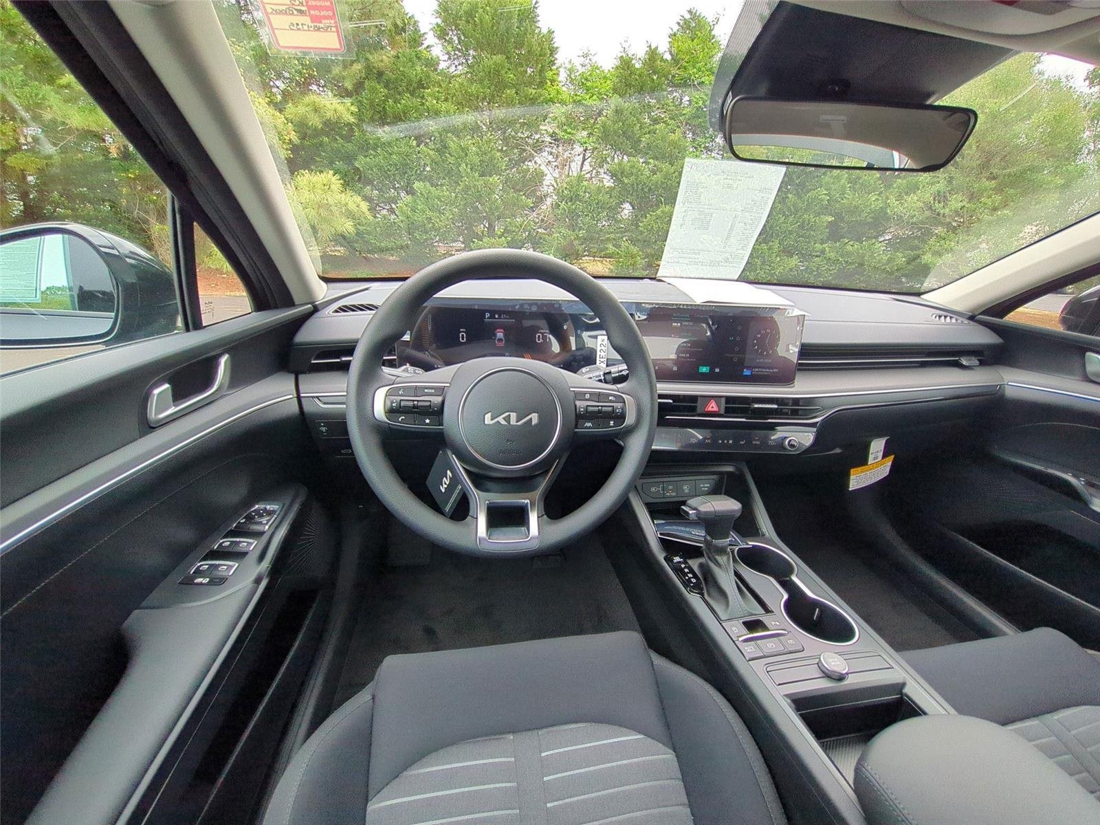 New 2026 Aurora Black Pearl Kia LXS image 32