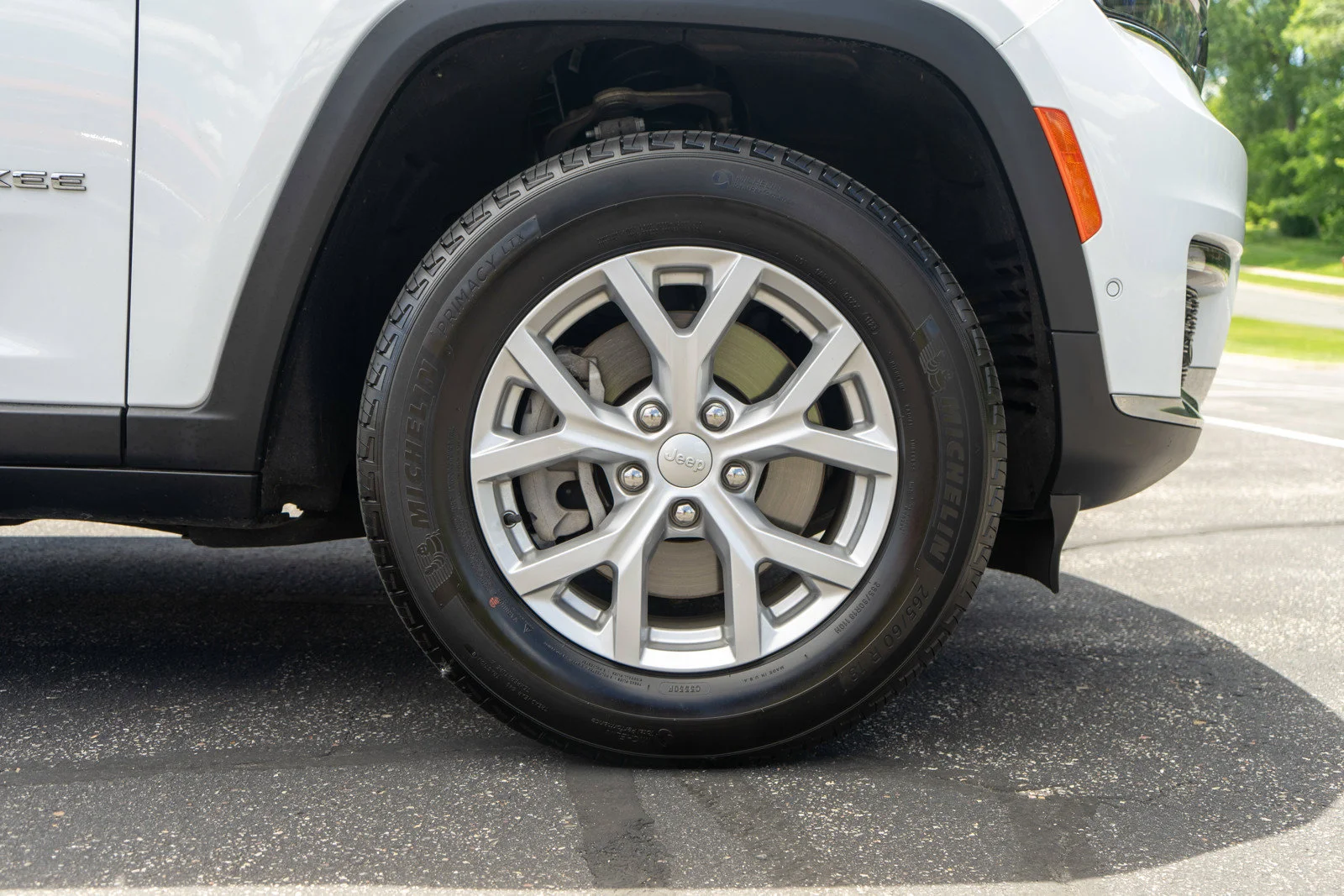 Used 2023 Bright White Clearcoat Jeep Limited image 11