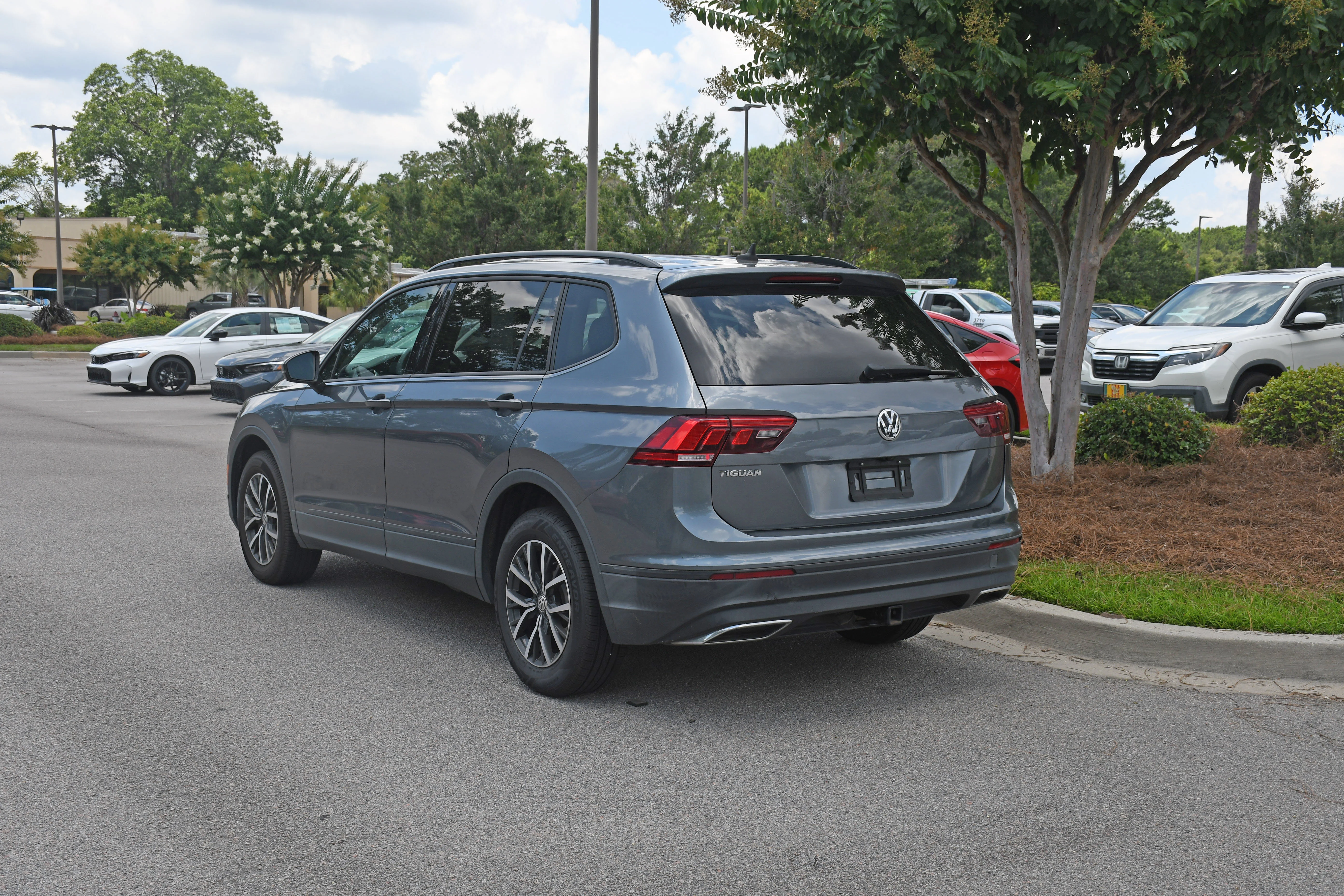 Used 2021  Volkswagen 2.0T S image 3