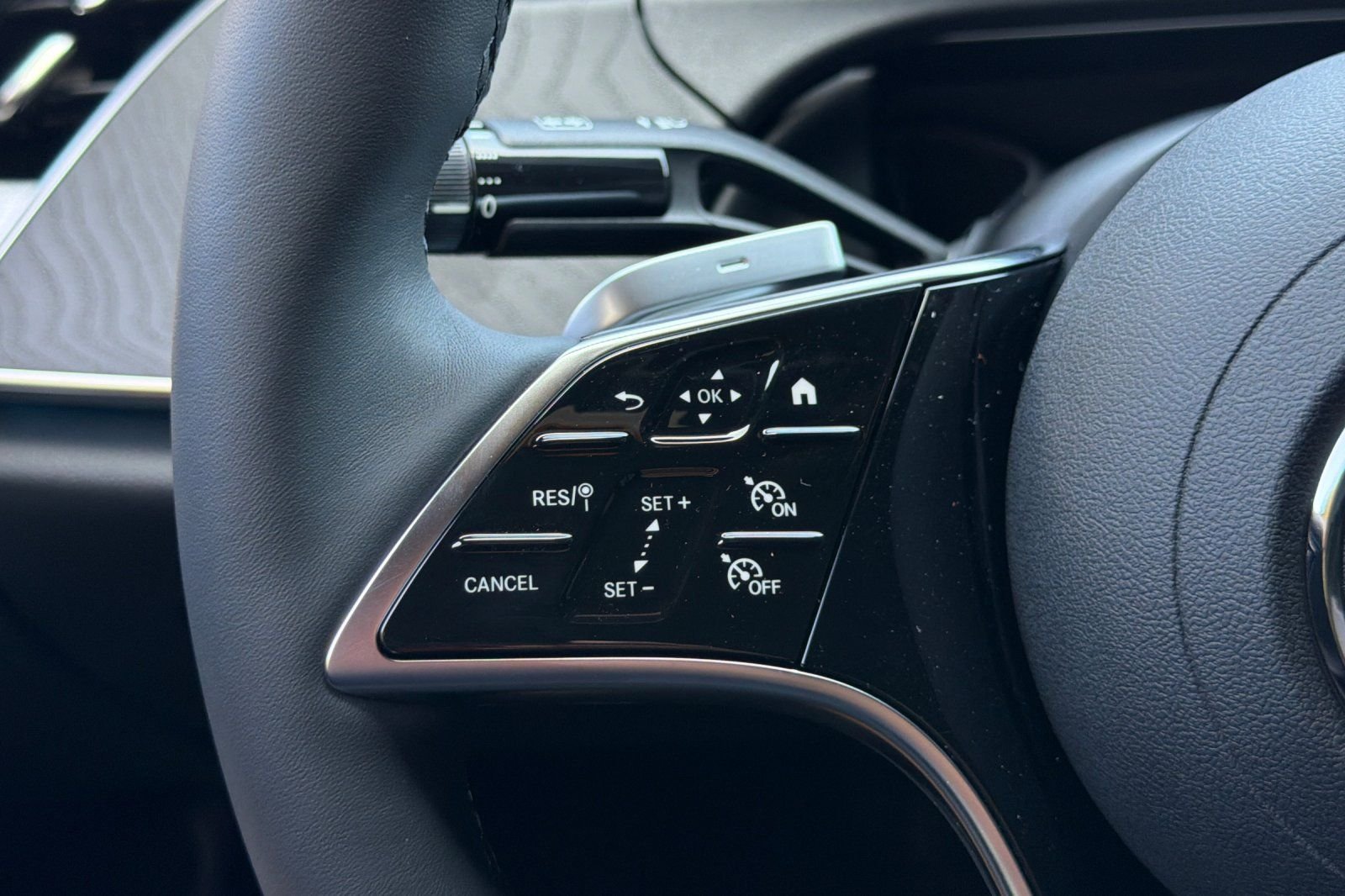 New 2026 Polar White Mercedes-Benz E 350 image 27