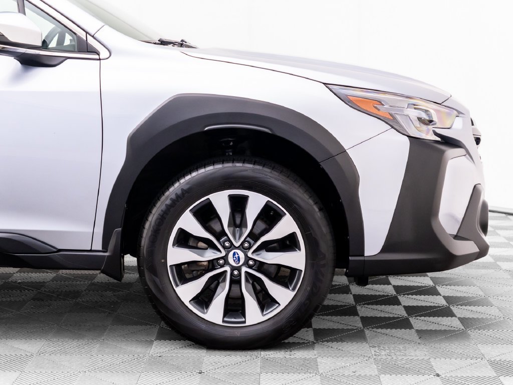 Used 2024 Ice Silver Metallic Subaru Touring image 33