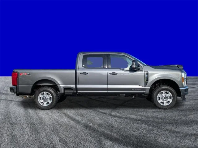 New 2026 Carbonized Gray Metallic Ford F-250® XLT image 3