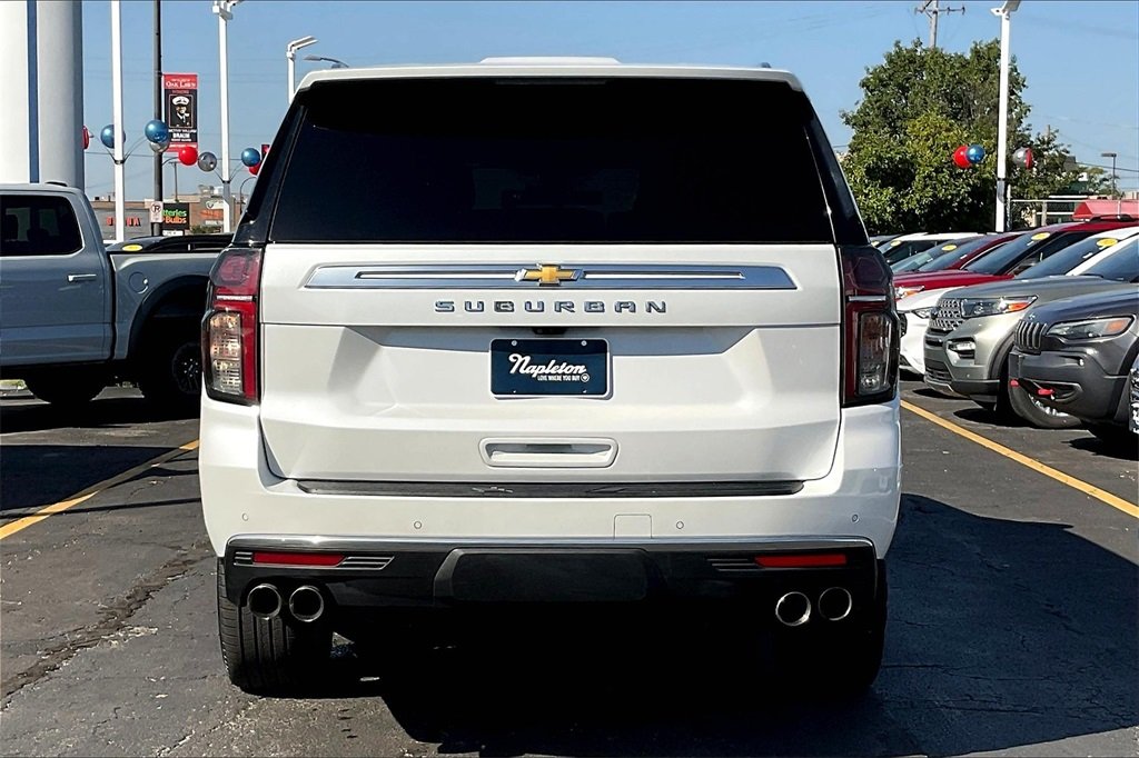 2022 CHEVROLET SUBURBAN - Image 2