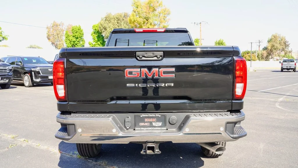 2026 GMC Sierra 2500HD Pro - Photo 9