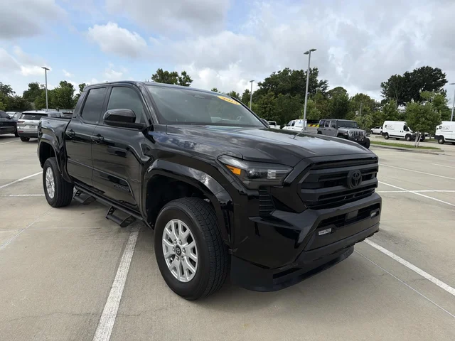 2025 Toyota Tacoma 2WD SR5 Double Cab 5' Bed AT (Natl)