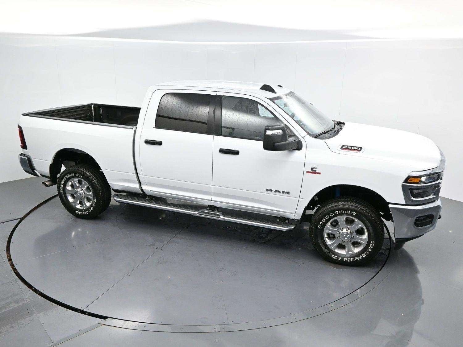 Used 2025 White Ram Big Horn image 38