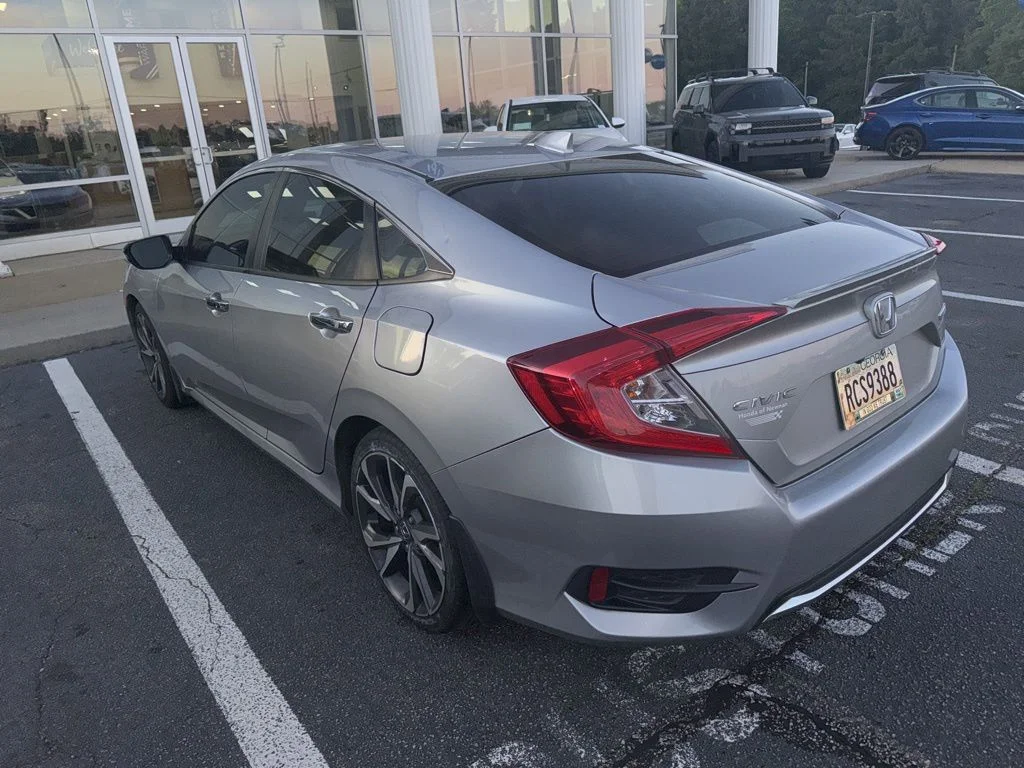 Used 2020 Silver Honda Touring image 5