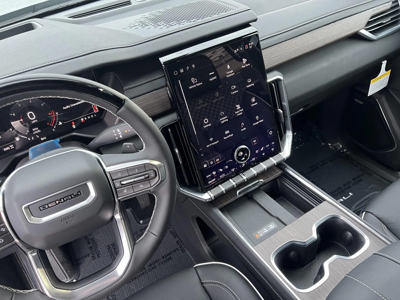 2027 GMC Acadia Denali - Photo 31