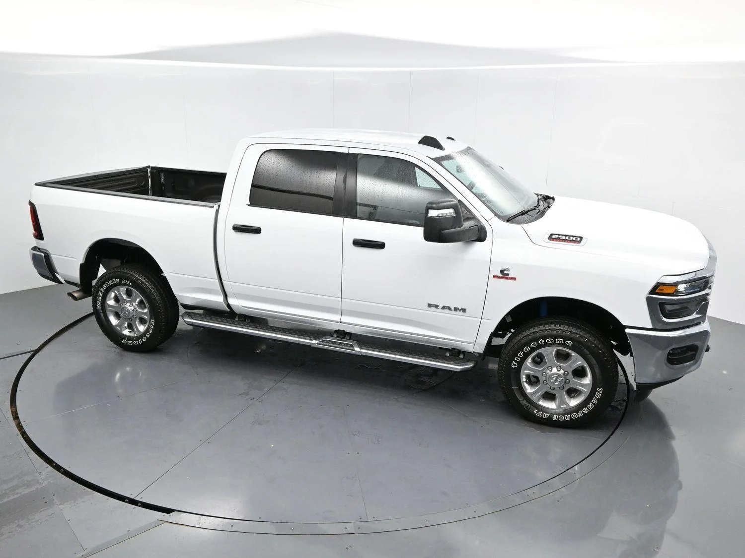 Used 2025 White Ram Big Horn image 38