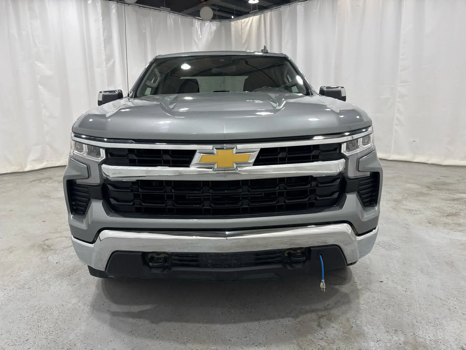 Used 2023 Sterling Gray Metallic Chevrolet LT image 8