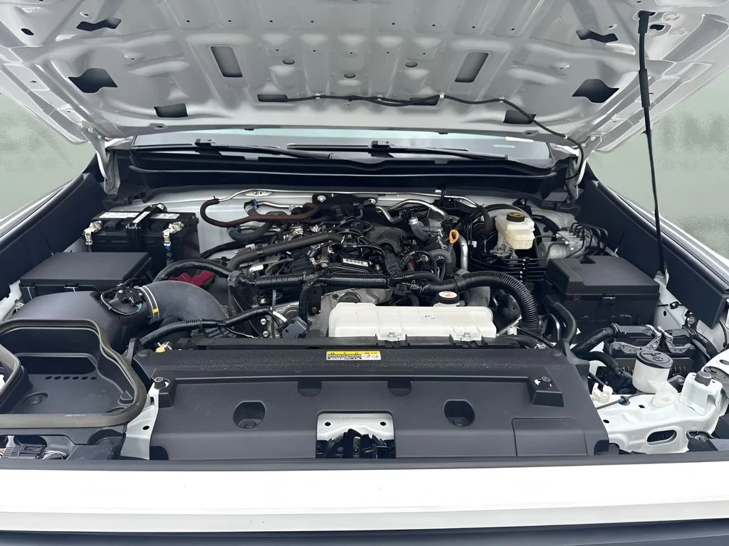 Used 2024 White Toyota SR image 23