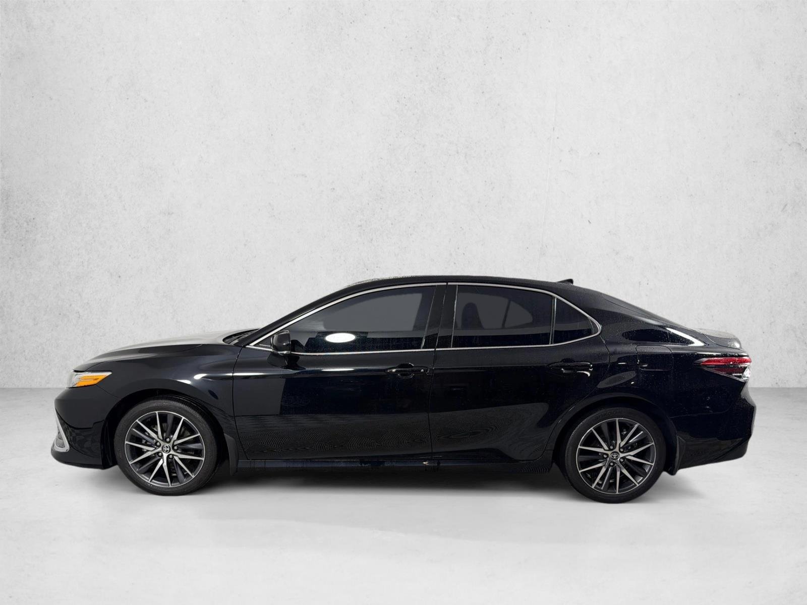 Used 2024 Midnight Black Metallic Toyota Hybrid XLE image 8