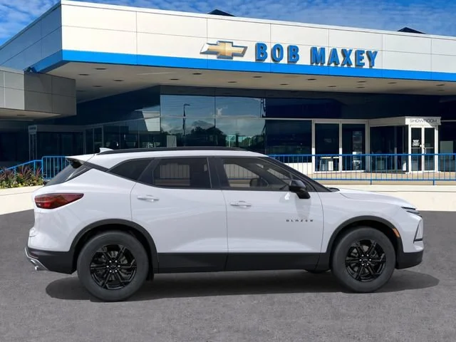 New 2026 Summit White Chevrolet 2LT image 5