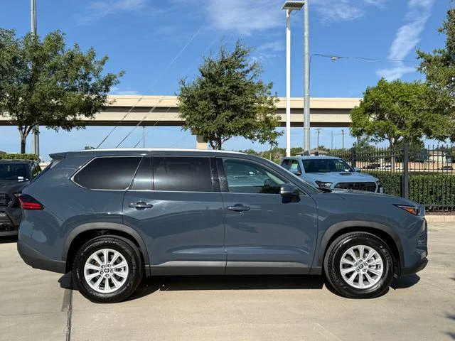 Certified Used 2026 STORM CLOUD Toyota XLE image 40